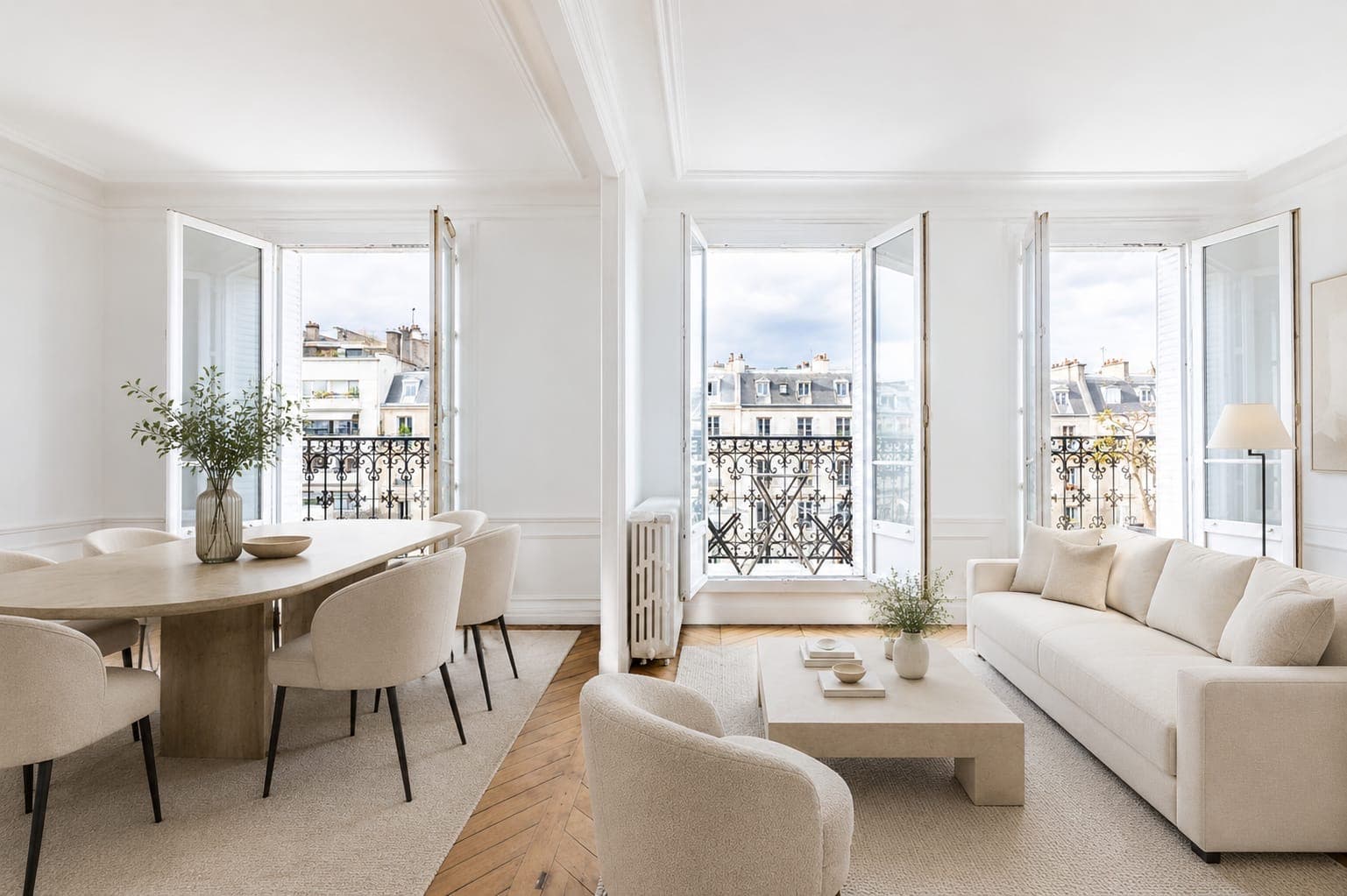 Haussmanien : 5e étage balcon - 3 chambres Ascenseur